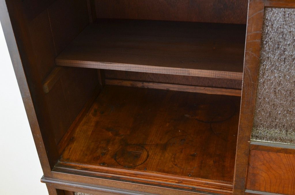 アンティーク家具　☆古い木の二段重ねダイヤガラス収納棚(食器棚)
