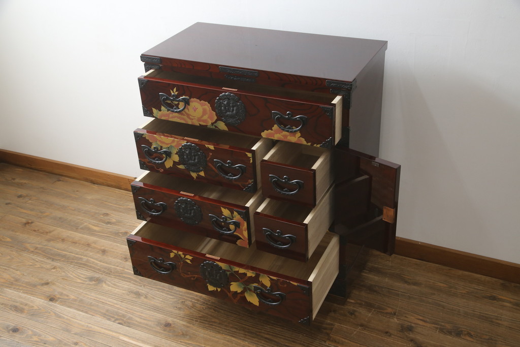 中古　美品!!　木地呂塗りに漆絵が美しい特注品の岩谷堂箪笥(小箪笥、収納箪笥、整理箪笥、和箪笥)(定価約150万円)(R-078854)