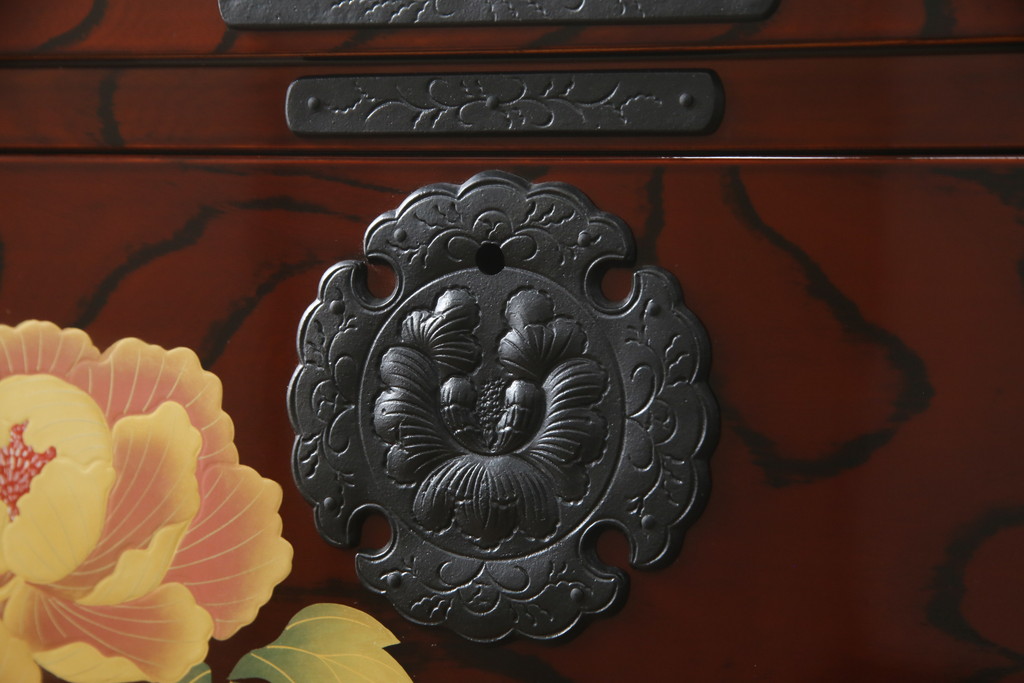 中古　美品!!　木地呂塗りに漆絵が美しい特注品の岩谷堂箪笥(小箪笥、収納箪笥、整理箪笥、和箪笥)(定価約150万円)(R-078854)