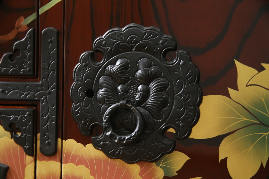 中古　美品!!　木地呂塗りに漆絵が美しい特注品の岩谷堂箪笥(小箪笥、収納箪笥、整理箪笥、和箪笥)(定価約150万円)(R-078854)
