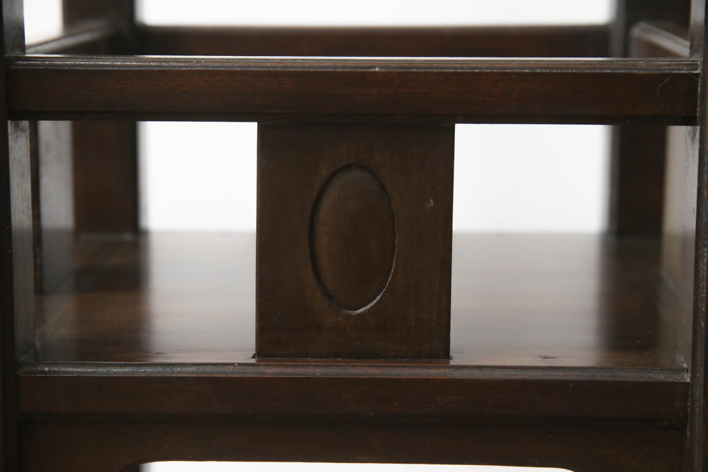 和製アンティーク　古い洋館で使われていた大正ロマンの雰囲気漂うカバ材のサイドテーブル(花台、飾り台、エンドテーブル、ナイトテーブル)(R-068634)