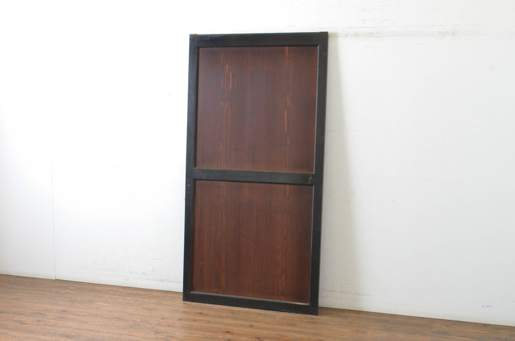 品良く着こなすため アンティーク建具 和の情緒溢れる帯戸1枚(引き戸、板戸)(R 建具