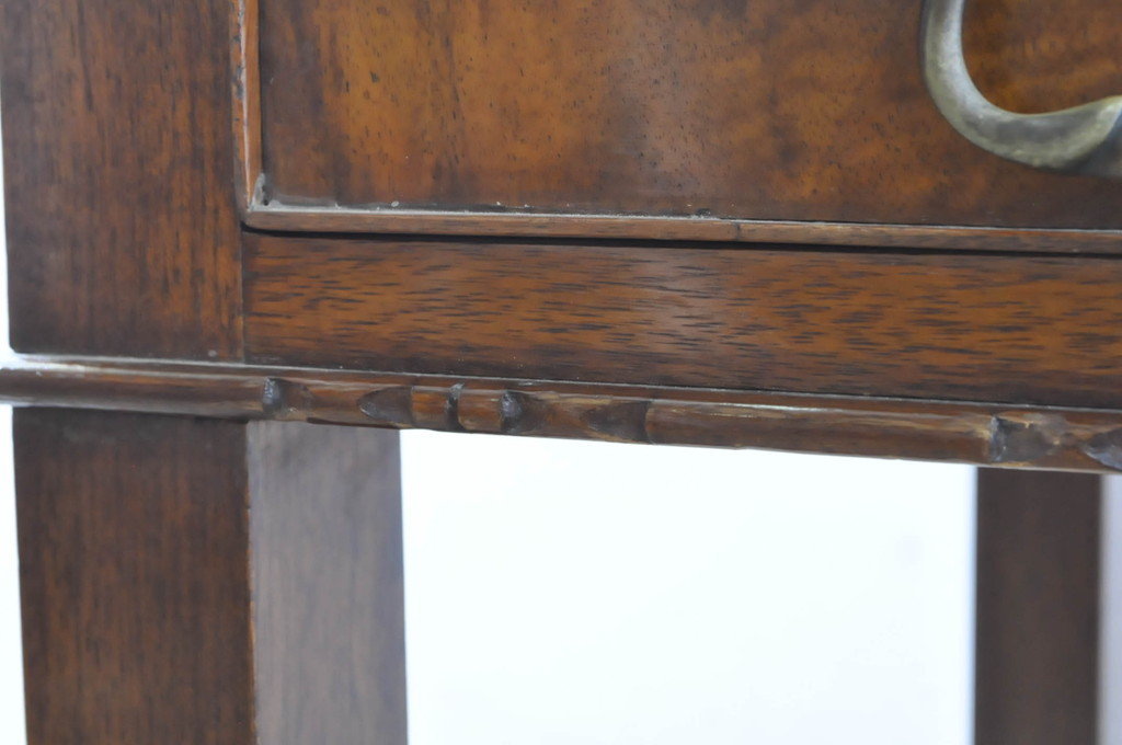 イギリスアンティーク　マホガニー材　小振りなサイズが魅力のレザートップデスク(コンソールテーブル、サイドテーブル、平机、ワークデスク、在宅用、在宅ワーク用、英国)(R-065647)