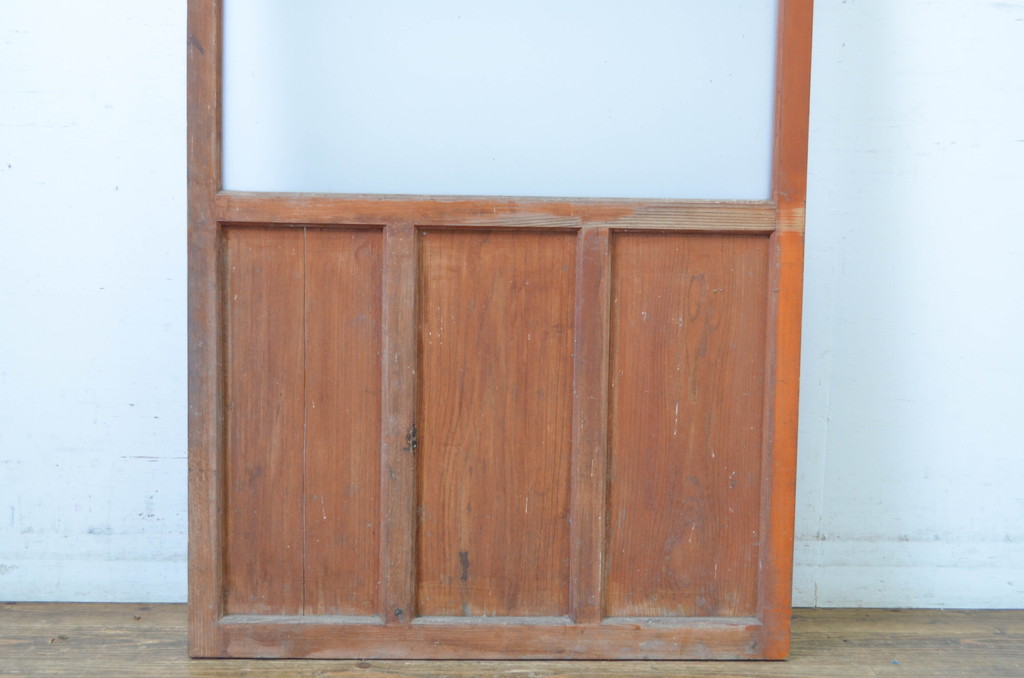 アンティーク建具 どこか懐かしい雰囲気を感じる横桟入りの