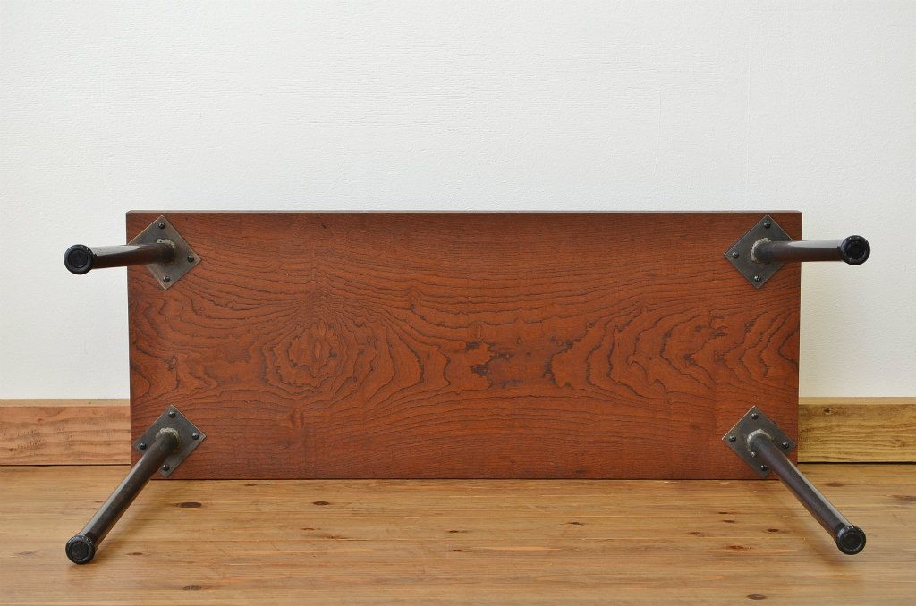 アンティーク家具　天板一枚板!古い欅材の鉄脚ベンチ(長椅子)