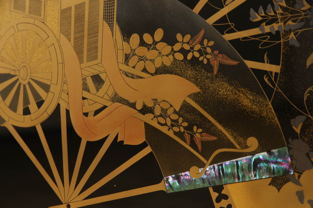 中古　美品　輪島塗り　美しい扇の蒔絵が印象的な衝立て(仕切り、パーテーション、つい立て)(定価約200万円)(R-060150)