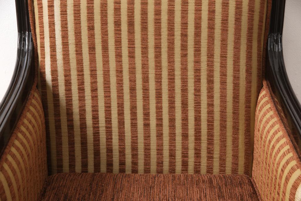 中古　美品　雅叙園　製造メーカー　大正ロマンの雰囲気あふれる高級1人掛けソファ(ラウンジチェア、アームチェア、1Pソファ、一人掛け)(R-054879)
