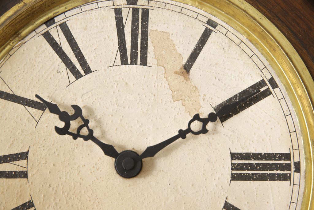 アンティーク時計　大正期〜昭和初期　電池式　名古屋商事時計部(NAGOYASHOJI)　8DAY　シックな色合いから古いものならではの風情を感知る八角時計(壁掛け時計、古時計、柱時計)(R-054986)