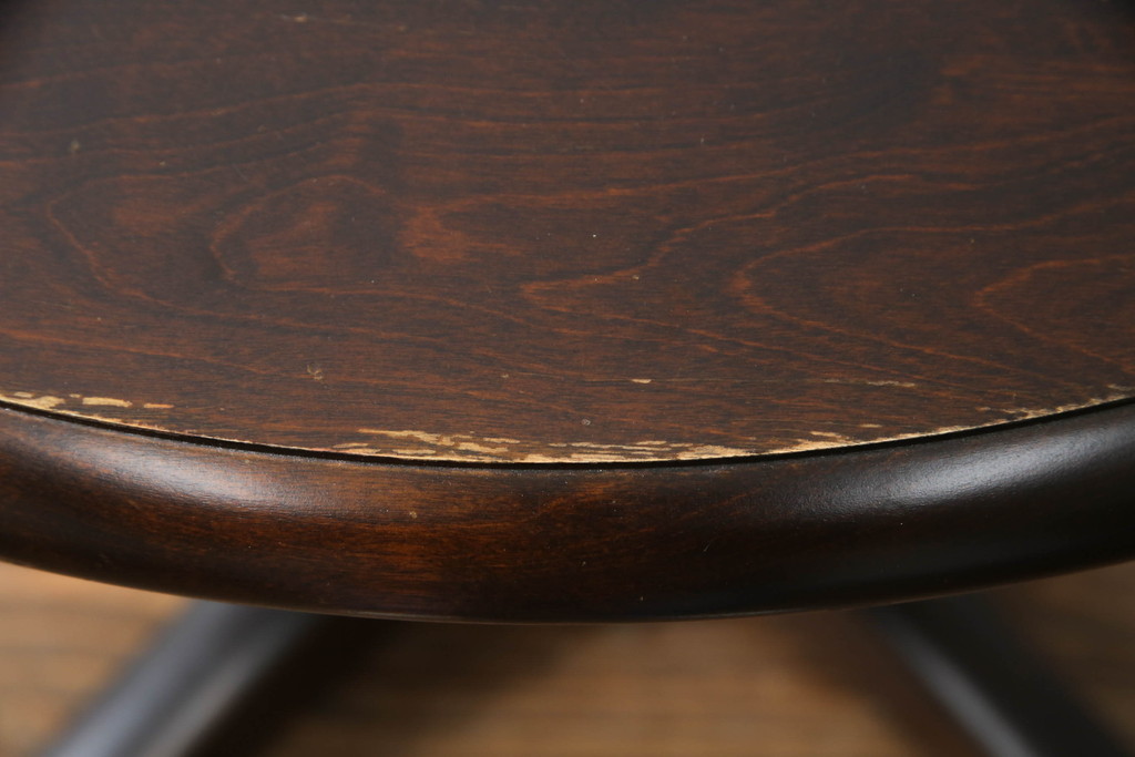 和製ビンテージ　北海道民芸家具　樺(カバ)材　HM472シリーズ　上品な優しい雰囲気を醸し出す円形テーブル(ラウンドテーブル、ダイニングテーブル、コーヒーテーブル、ヴィンテージ)(R-073304)