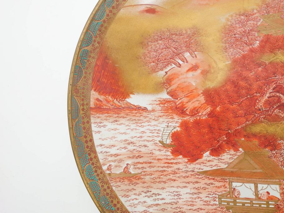 九谷焼　石盛堂　赤絵　金彩　青粒　山水文　約40cm　1尺3寸　緻密に描かれたデザインが見事な大皿(楼閣図、風景、山、滝、海、船、舟、松、尺皿、和食器、和皿、一尺三寸、共箱付き、皿立付き)(R-079145)