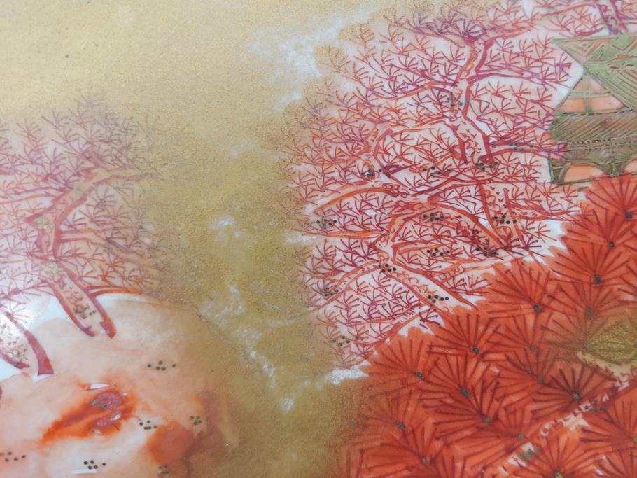 九谷焼　石盛堂　赤絵　金彩　青粒　山水文　約40cm　1尺3寸　緻密に描かれたデザインが見事な大皿(楼閣図、風景、山、滝、海、船、舟、松、尺皿、和食器、和皿、一尺三寸、共箱付き、皿立付き)(R-079145)