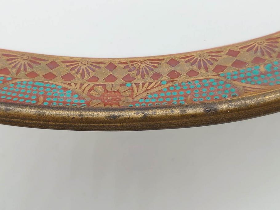 九谷焼　石盛堂　赤絵　金彩　青粒　山水文　約40cm　1尺3寸　緻密に描かれたデザインが見事な大皿(楼閣図、風景、山、滝、海、船、舟、松、尺皿、和食器、和皿、一尺三寸、共箱付き、皿立付き)(R-079145)