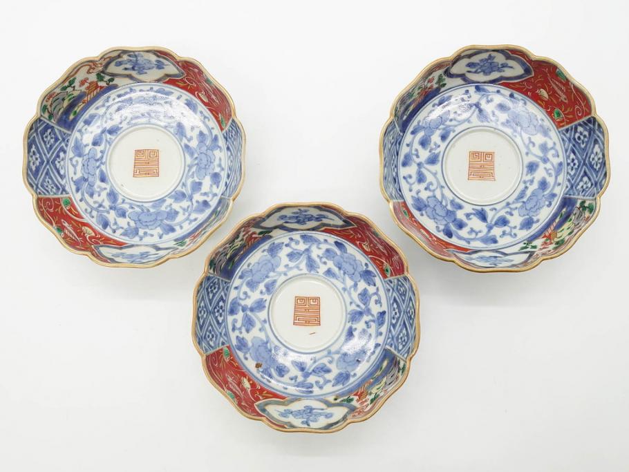 江戸期　上手物　成化年製　古伊万里　色絵　染付　約14cm　4.7寸　丹念に描かれた絵付から匠の技を感じるなます皿3枚セット(金彩、唐草、風景、牡丹、梅、魚、花、変形皿、小皿、和食器、和皿、深皿、輪花型、四寸七分)(R-079148)