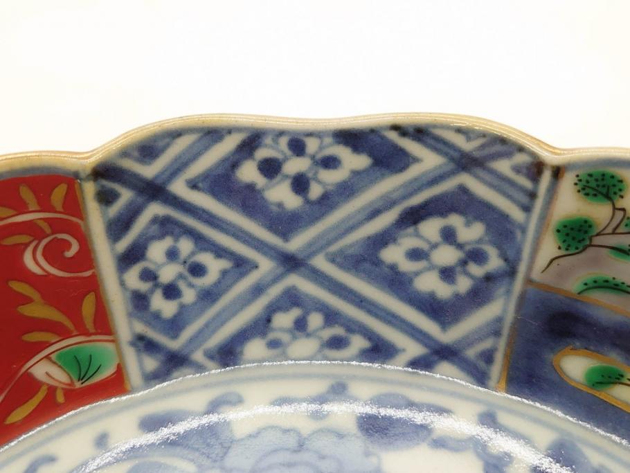 江戸期　上手物　成化年製　古伊万里　色絵　染付　約14cm　4.7寸　丹念に描かれた絵付から匠の技を感じるなます皿3枚セット(金彩、唐草、風景、牡丹、梅、魚、花、変形皿、小皿、和食器、和皿、深皿、輪花型、四寸七分)(R-079148)