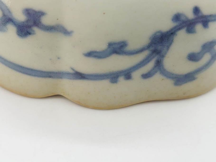 江戸期　上手物　成化年製　古伊万里　色絵　染付　約14cm　4.7寸　丹念に描かれた絵付から匠の技を感じるなます皿3枚セット(金彩、唐草、風景、牡丹、梅、魚、花、変形皿、小皿、和食器、和皿、深皿、輪花型、四寸七分)(R-079148)