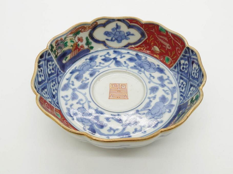 江戸期　上手物　成化年製　古伊万里　色絵　染付　約14cm　4.7寸　丹念に描かれた絵付から匠の技を感じるなます皿3枚セット(金彩、唐草、風景、牡丹、梅、魚、花、変形皿、小皿、和食器、和皿、深皿、輪花型、四寸七分)(R-079148)