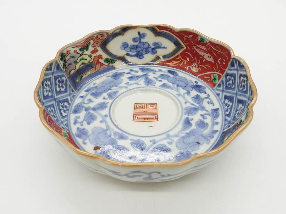 江戸期　上手物　成化年製　古伊万里　色絵　染付　約14cm　4.7寸　丹念に描かれた絵付から匠の技を感じるなます皿3枚セット(金彩、唐草、風景、牡丹、梅、魚、花、変形皿、小皿、和食器、和皿、深皿、輪花型、四寸七分)(R-079148)