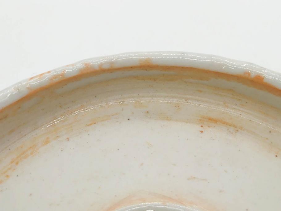 幕末〜明治期　伊万里　青磁　染付　約19cm　6.1寸　花びらのような縁のデザインが上品な中皿3枚セット(輪花型、蝶、ちょう、紗綾形、花、植物、裏印、深皿、中皿、和食器、和皿、六寸一分)(R-079149)
