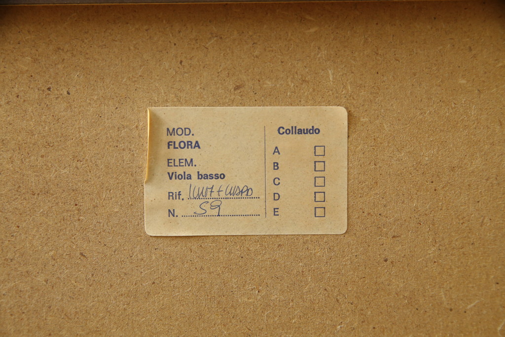 中古　イタリア高級輸入家具　MASETTI(マセッティ)　美しい象嵌入りのキャビネット(収納棚、戸棚、食器棚、カップボード、飾り棚、キュリオケース、店舗什器)(R-076802)