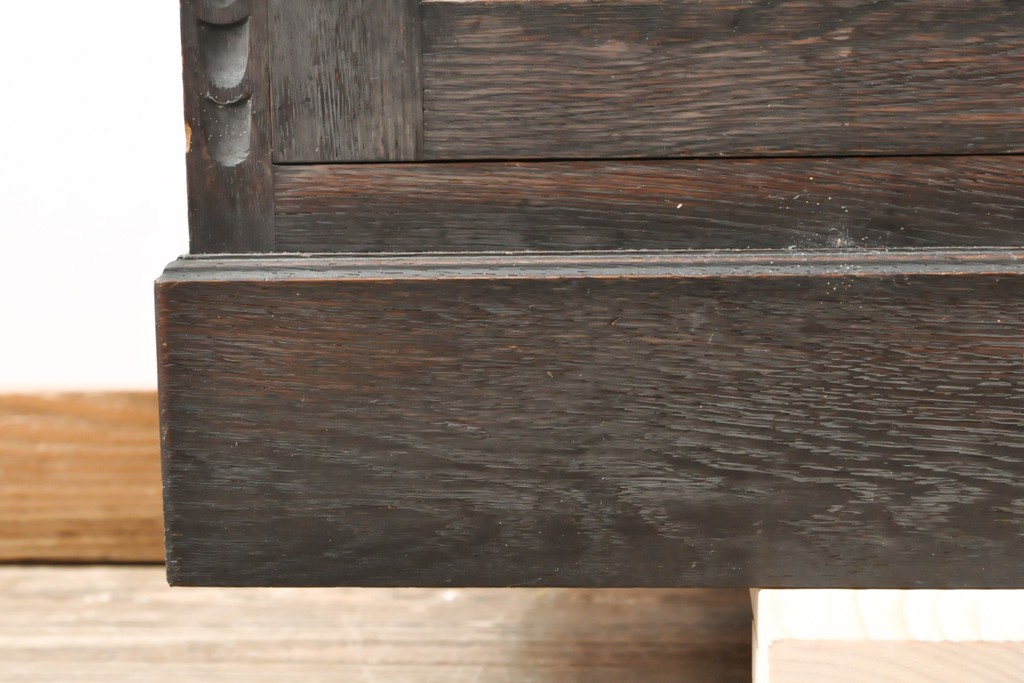 和製　希少ビンテージ　神戸洋家具　細やかな彫刻が素晴らしいキャビネット(収納棚、戸棚、食器棚、ヴィンテージ)(ぺザントアート)(R-055007)