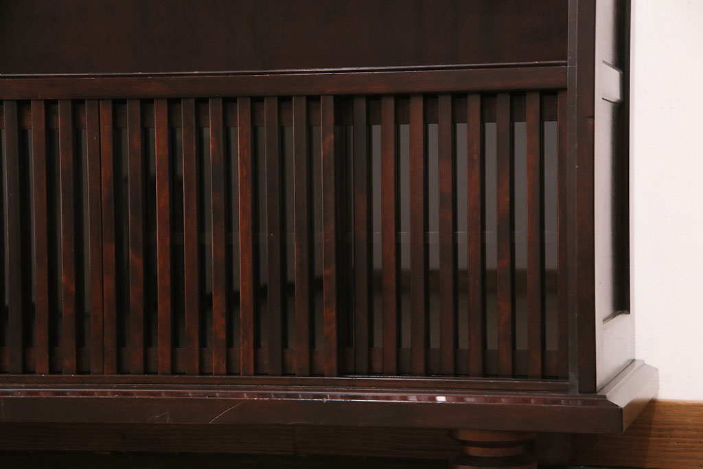 中古　九州民芸家具　上品さとモダンな雰囲気が魅力的なサイドボード(収納棚、戸棚、飾り棚)(R-050004)