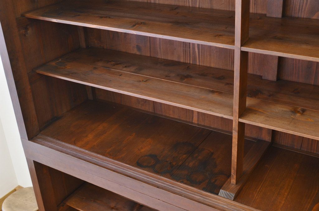 アンティーク家具　大きな二段重ね飾り棚(アンティーク陳列棚)?