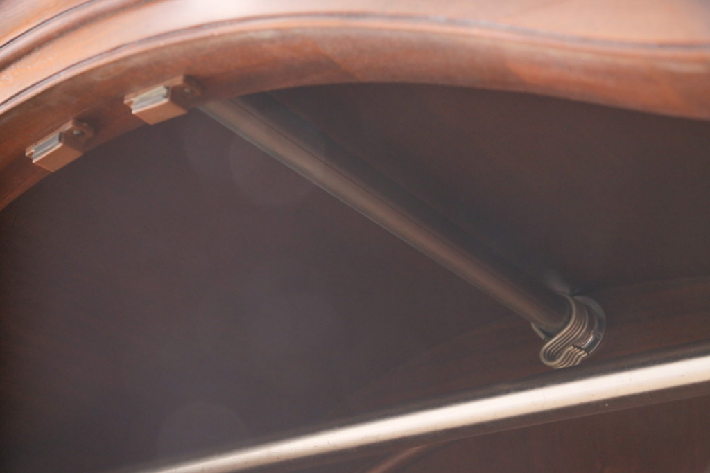 中古　美品　DREXEL HERITAGE(ドレクセルヘリテイジ)　Touraine(ツーレイン)　流れるような曲線が美しいワードローブ(定価約100万円)(洋服タンス、収納棚)(R-054994)