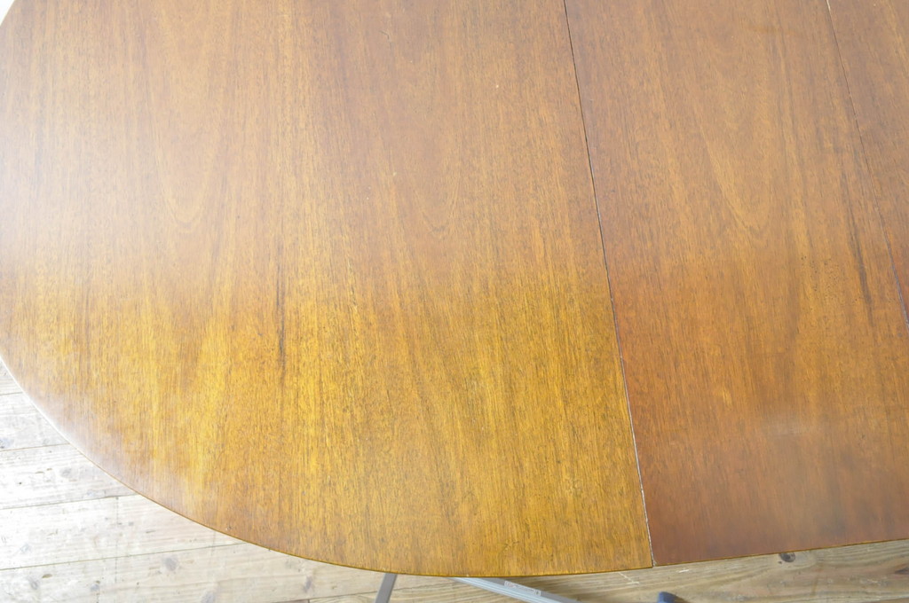 中古　DREXEL HERITAGE(ドレクセルヘリテイジ)　Triune(トライユン)　品のある佇まいが魅力のダイニングテーブル(エクステンションテーブル、食卓、4人掛け、6人掛け、8人掛け)(R-065206)