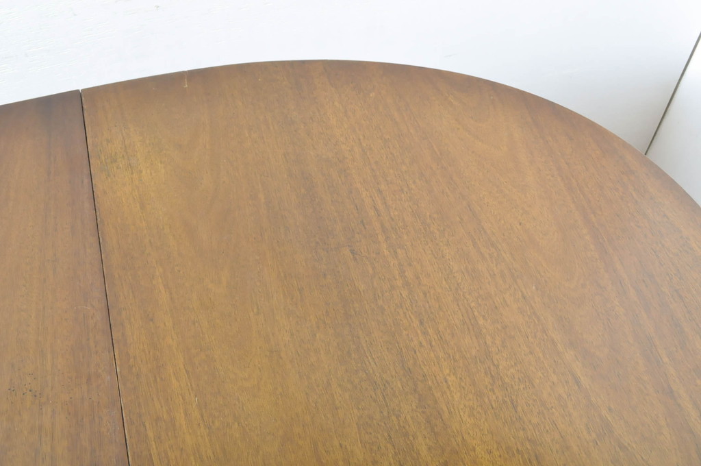 中古　DREXEL HERITAGE(ドレクセルヘリテイジ)　Triune(トライユン)　品のある佇まいが魅力のダイニングテーブル(エクステンションテーブル、食卓、4人掛け、6人掛け、8人掛け)(R-065206)