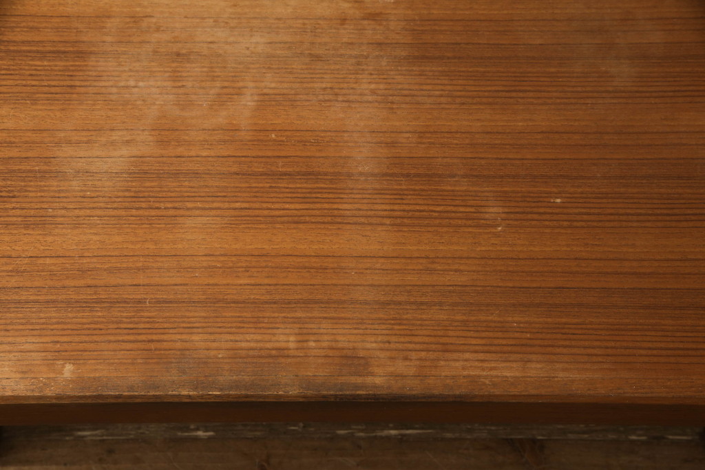 和製ビンテージ　高級品!　三越デパート　チーク無垢材　北欧テイストの空間づくりにおすすめのセンターテーブル(リビングテーブル、ローテーブル)(R-063936)