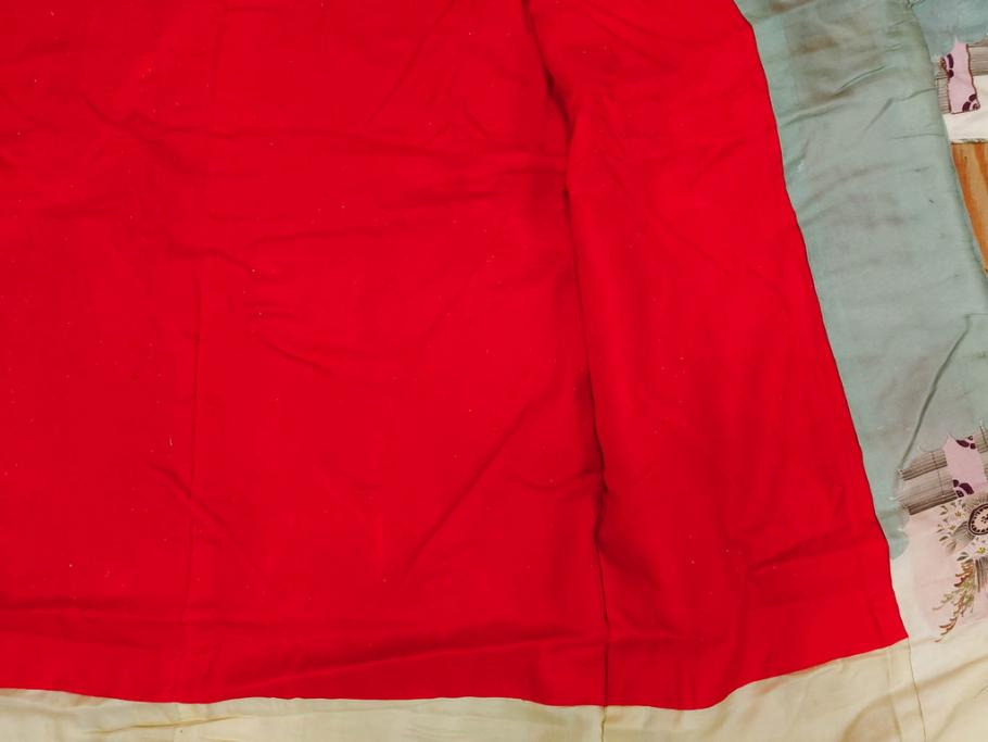 アンティーク　明治～大正期　正絹　着物(古布、リメイク、衣装、和服、和装、女性、丸に三つ柏、家紋、御簾、几帳、牡丹、菊、扇子、花、シルク、日本、ジャパン、Japanese KIMONO)(R-079177)