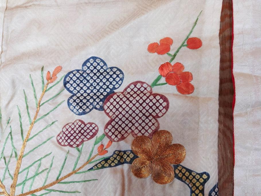 アンティーク　明治～大正期　正絹　刺繍　着物(古布、リメイク、絞り染め、金糸、衣装、和服、和装、女性、松、梅、花、鶴、ツル、鳥、シルク、日本、ジャパン、Japanese KIMONO)(R-079178)