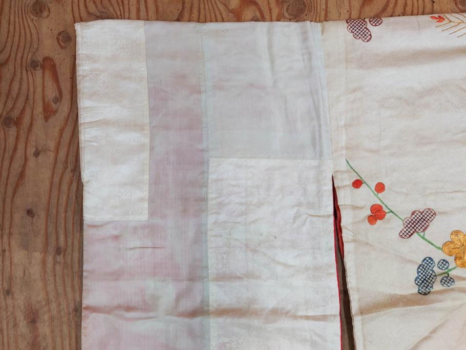 アンティーク　明治～大正期　正絹　刺繍　着物(古布、リメイク、絞り染め、金糸、衣装、和服、和装、女性、松、梅、花、鶴、ツル、鳥、シルク、日本、ジャパン、Japanese KIMONO)(R-079178)