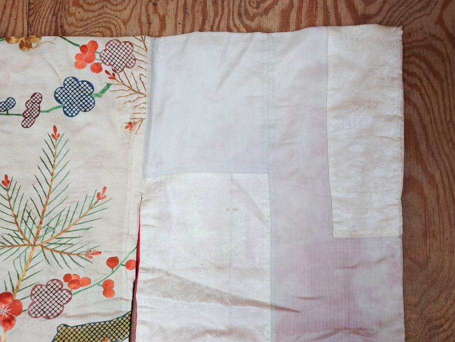 アンティーク　明治～大正期　正絹　刺繍　着物(古布、リメイク、絞り染め、金糸、衣装、和服、和装、女性、松、梅、花、鶴、ツル、鳥、シルク、日本、ジャパン、Japanese KIMONO)(R-079178)