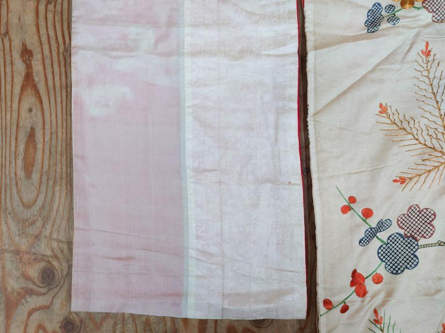 アンティーク　明治～大正期　正絹　刺繍　着物(古布、リメイク、絞り染め、金糸、衣装、和服、和装、女性、松、梅、花、鶴、ツル、鳥、シルク、日本、ジャパン、Japanese KIMONO)(R-079178)