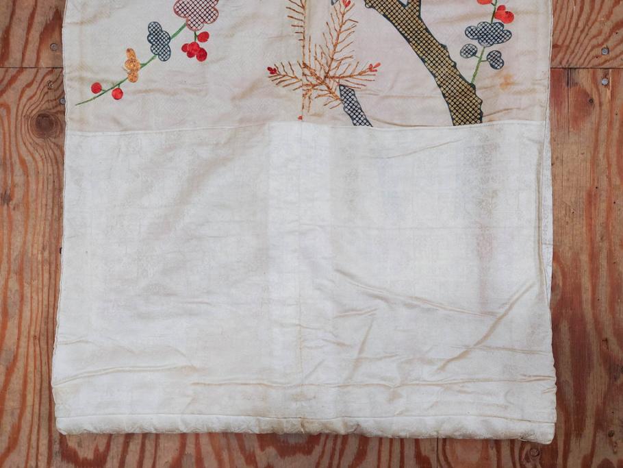 アンティーク　明治～大正期　正絹　刺繍　着物(古布、リメイク、絞り染め、金糸、衣装、和服、和装、女性、松、梅、花、鶴、ツル、鳥、シルク、日本、ジャパン、Japanese KIMONO)(R-079178)