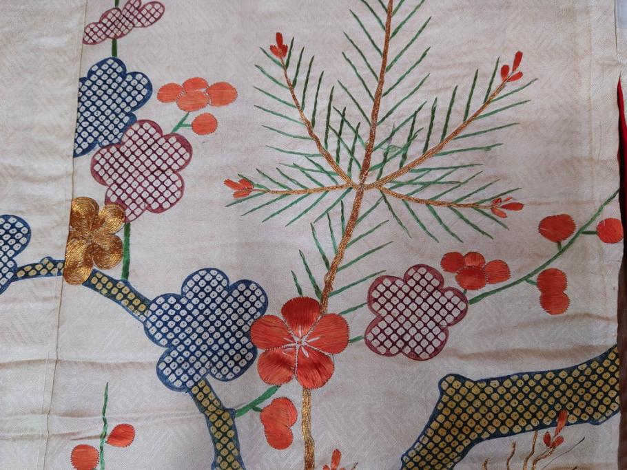 アンティーク　明治～大正期　正絹　刺繍　着物(古布、リメイク、絞り染め、金糸、衣装、和服、和装、女性、松、梅、花、鶴、ツル、鳥、シルク、日本、ジャパン、Japanese KIMONO)(R-079178)