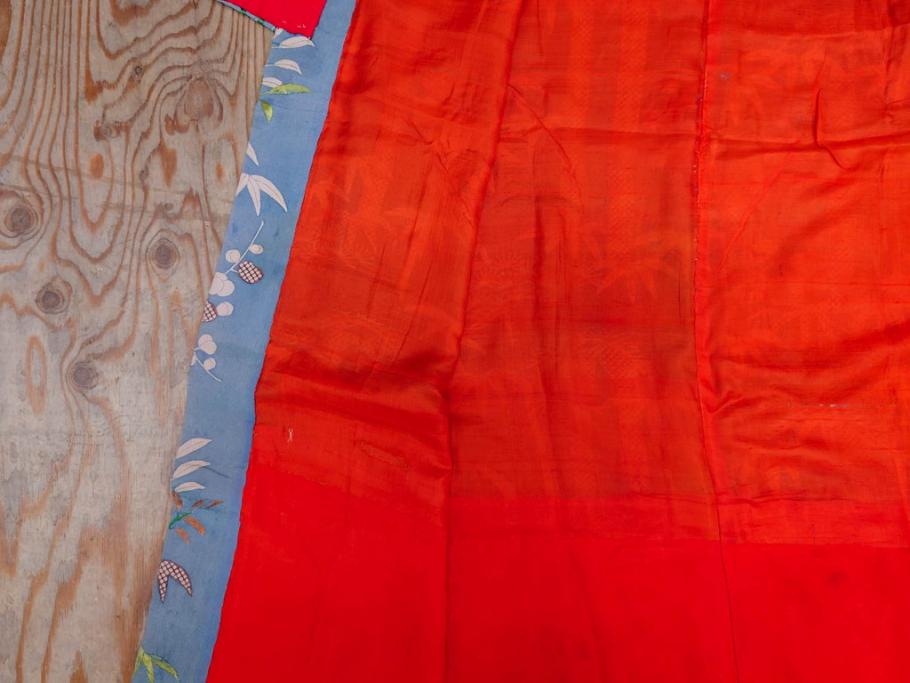 アンティーク　明治期　正絹　刺繍　縮緬　着物(古布、リメイク、絞り染め、衣装、和服、和装、女性、松竹梅、花、波、海、鶴、ツル、鳥、亀、カメ、シルク、日本、ジャパン、Japanese KIMONO)(R-079180)