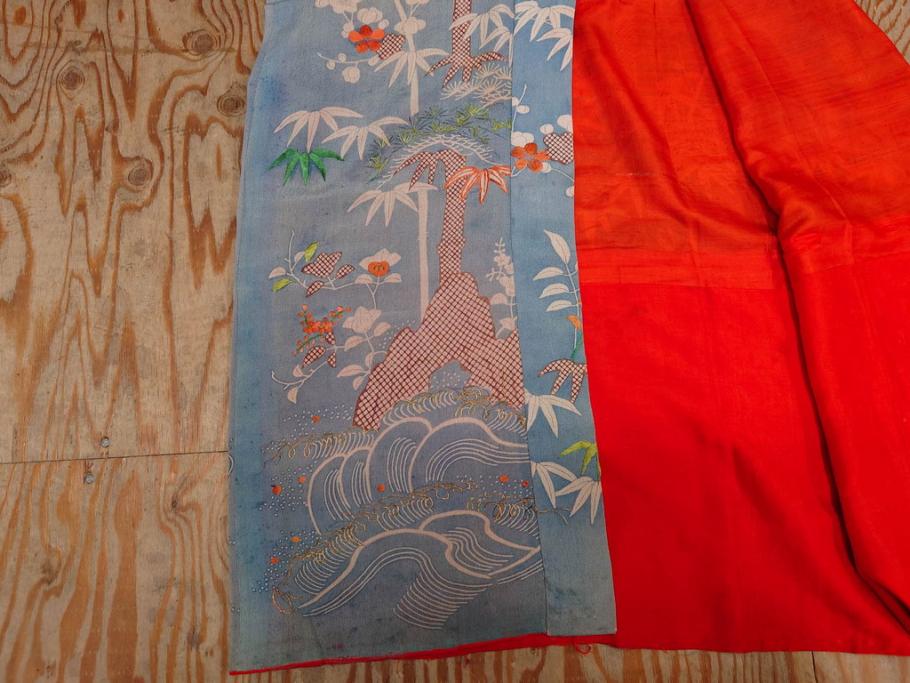 アンティーク　明治期　正絹　刺繍　縮緬　着物(古布、リメイク、絞り染め、衣装、和服、和装、女性、松竹梅、花、波、海、鶴、ツル、鳥、亀、カメ、シルク、日本、ジャパン、Japanese KIMONO)(R-079180)