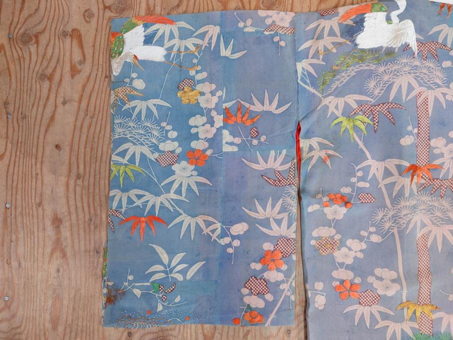 アンティーク　明治期　正絹　刺繍　縮緬　着物(古布、リメイク、絞り染め、衣装、和服、和装、女性、松竹梅、花、波、海、鶴、ツル、鳥、亀、カメ、シルク、日本、ジャパン、Japanese KIMONO)(R-079180)