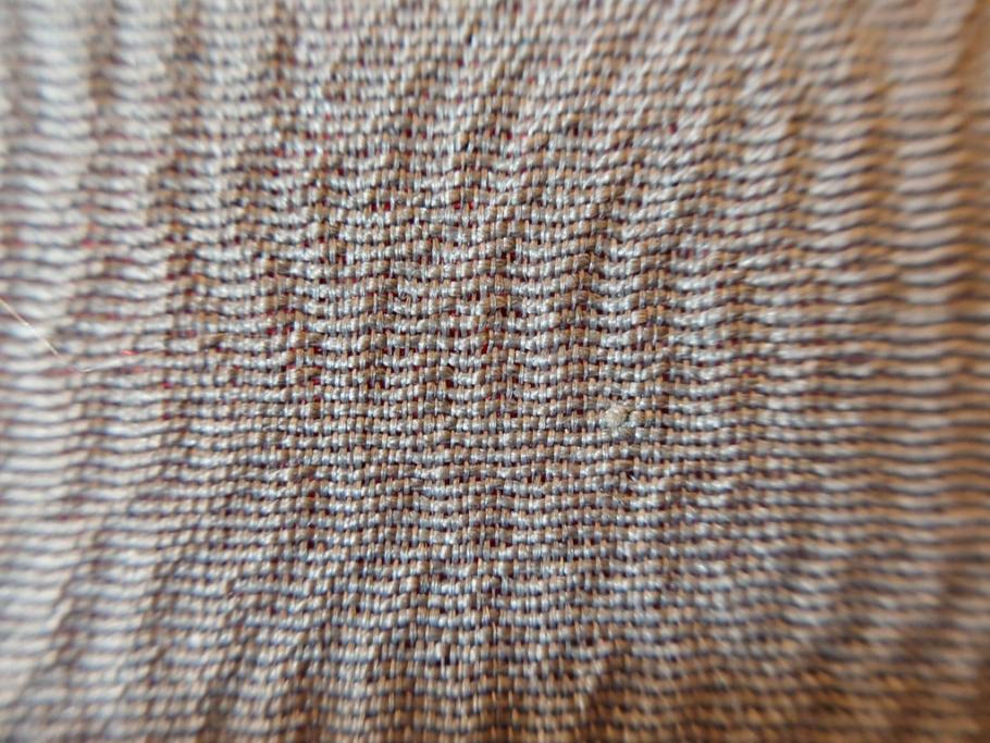 アンティーク　明治期　正絹　壁縮緬　刺繍　着物(古布、リメイク、金糸、重ね五つ目紋、家紋、衣装、和服、和装、女性、松竹梅、滝、登り鯉、魚、シルク、日本、ジャパン、Japanese KIMONO)(R-079181)