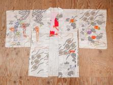 アンティーク　正絹　刺繍　羽織(古布、リメイク、菊、牡丹、竹、扇子、花しょうぶ、梅、藤、衣装、和服、和装、シルク、日本、ジャパン、Japanese KIMONO)(R-079184)