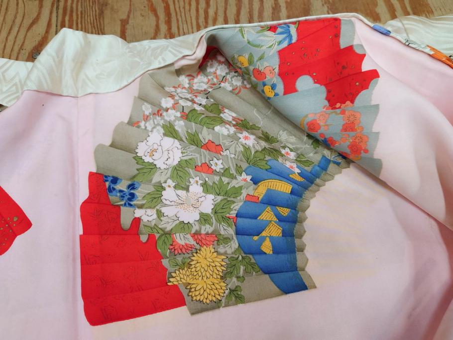 アンティーク　正絹　刺繍　羽織(古布、リメイク、菊、牡丹、竹、扇子、花しょうぶ、梅、藤、衣装、和服、和装、シルク、日本、ジャパン、Japanese KIMONO)(R-079184)