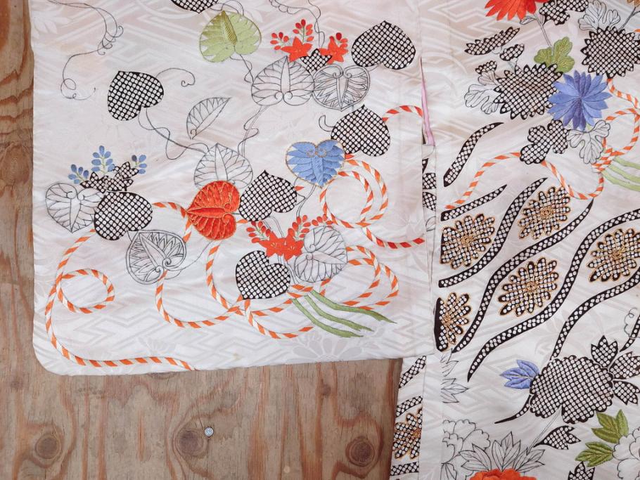 アンティーク　正絹　刺繍　羽織(古布、リメイク、菊、牡丹、竹、扇子、花しょうぶ、梅、藤、衣装、和服、和装、シルク、日本、ジャパン、Japanese KIMONO)(R-079184)