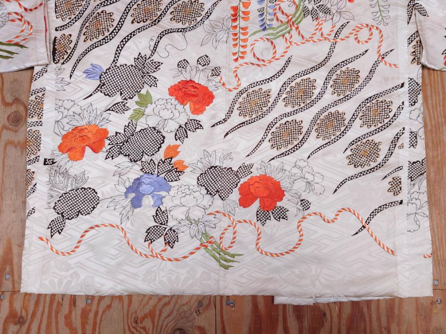 アンティーク　正絹　刺繍　羽織(古布、リメイク、菊、牡丹、竹、扇子、花しょうぶ、梅、藤、衣装、和服、和装、シルク、日本、ジャパン、Japanese KIMONO)(R-079184)