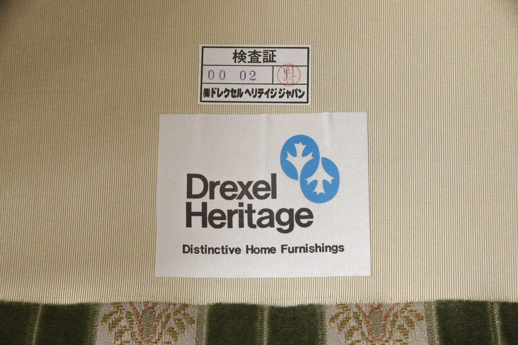 中古　DREXEL HERITAGE(ドレクセルヘリテイジ)　落ち着いた色合いとストライプ柄がクラシカルな雰囲気を高める1人掛けソファ(一人掛けソファ、1P)(R-057735)