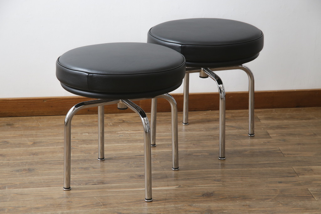 現代の家具シリーズ2 ル・コルビュジエの家具 | レナート・デ
