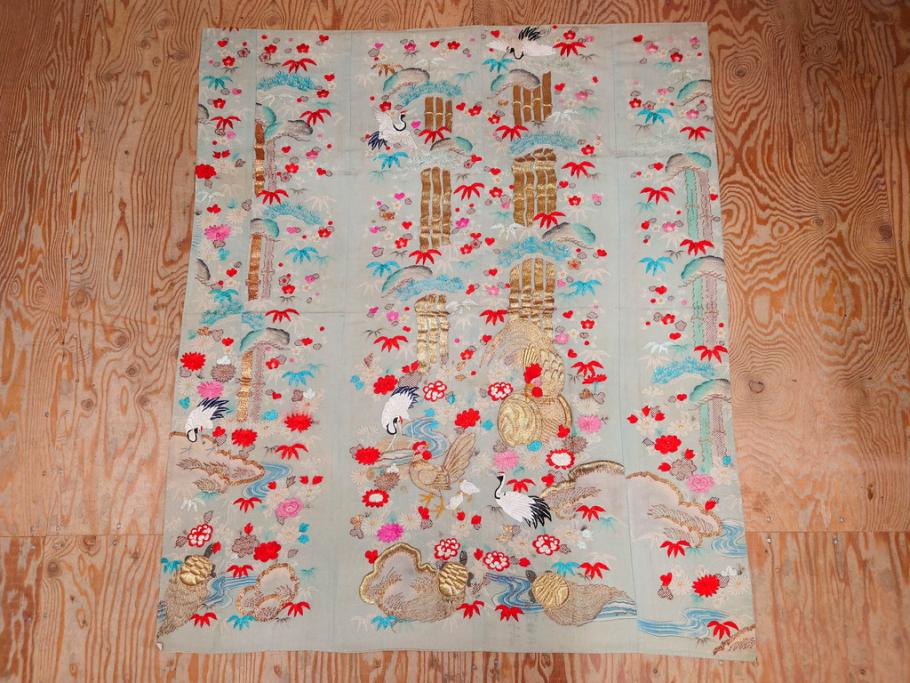 江戸～明治期　正絹　縮緬　緻密に刺繍された吉祥文様が素晴らしい古布(掛袱紗、リメイク、金糸、松竹梅、鶴、ツル、カメ、亀、古裂、服紗、フクサ、ふくさ、帛紗)(R-079186)