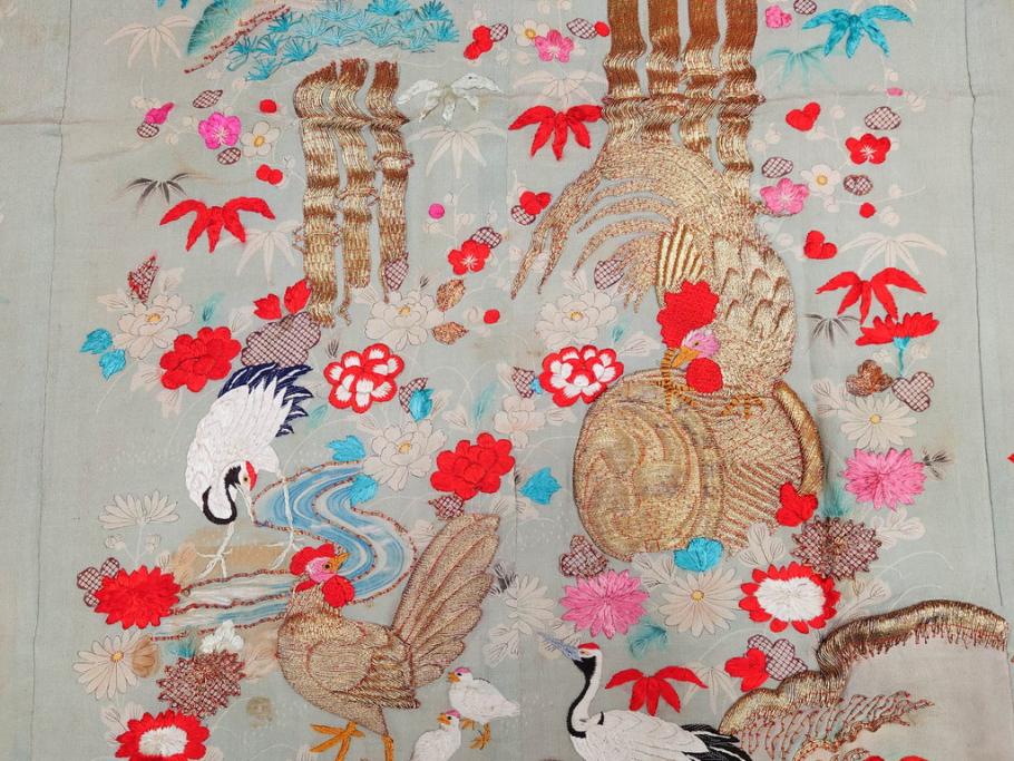 江戸～明治期　正絹　縮緬　緻密に刺繍された吉祥文様が素晴らしい古布(掛袱紗、リメイク、金糸、松竹梅、鶴、ツル、カメ、亀、古裂、服紗、フクサ、ふくさ、帛紗)(R-079186)