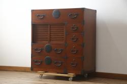 中古　美品!!　高級品　国産　職人手作り　三方欅(ケヤキ)材　内部桐材　和の空間づくりにおすすめのアンティーク調時代箪笥(和箪笥、収納箪笥、整理箪笥)(R-078807)